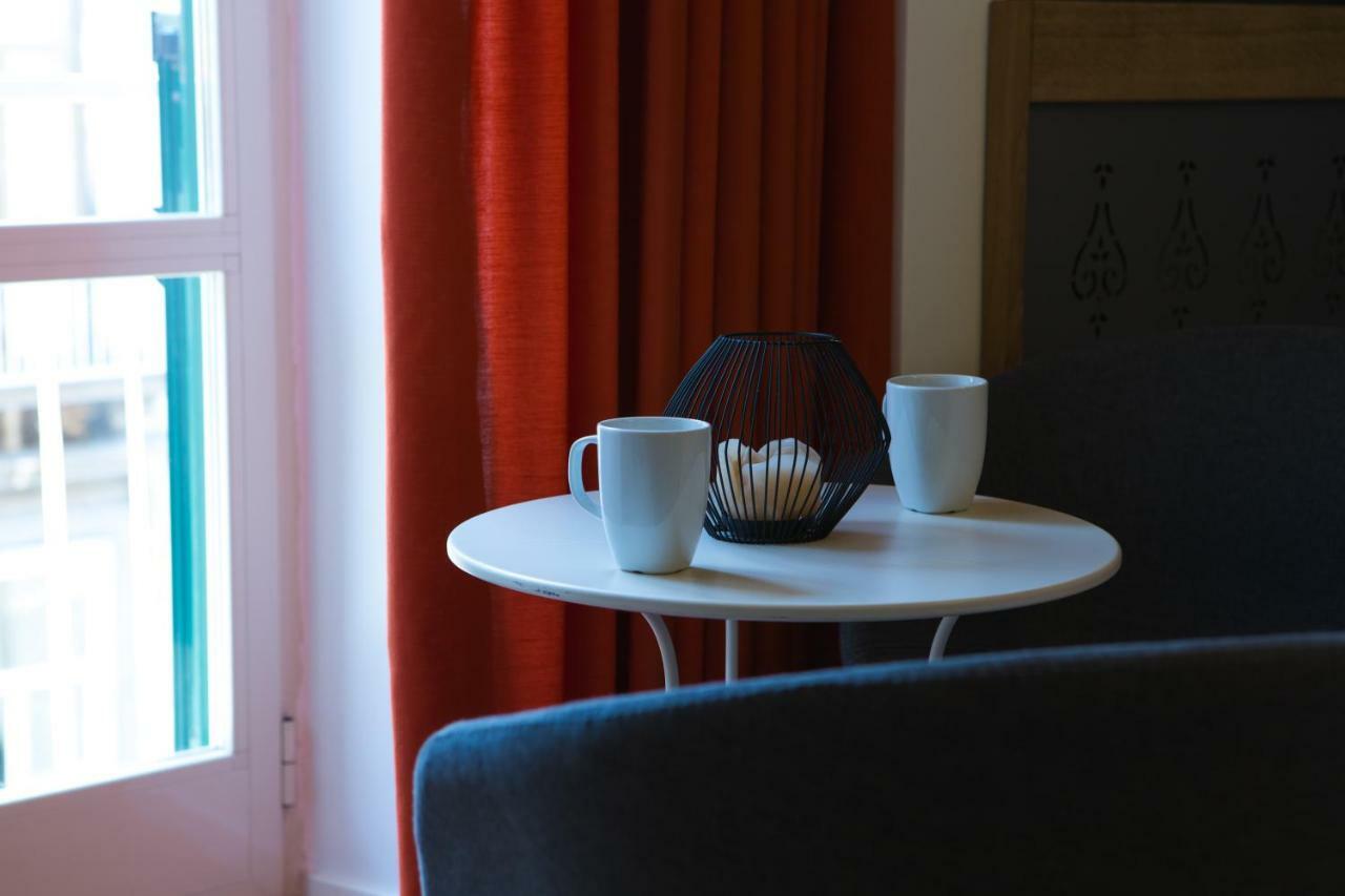 Duetto Al Duomo Hotel Наполи Екстериор снимка