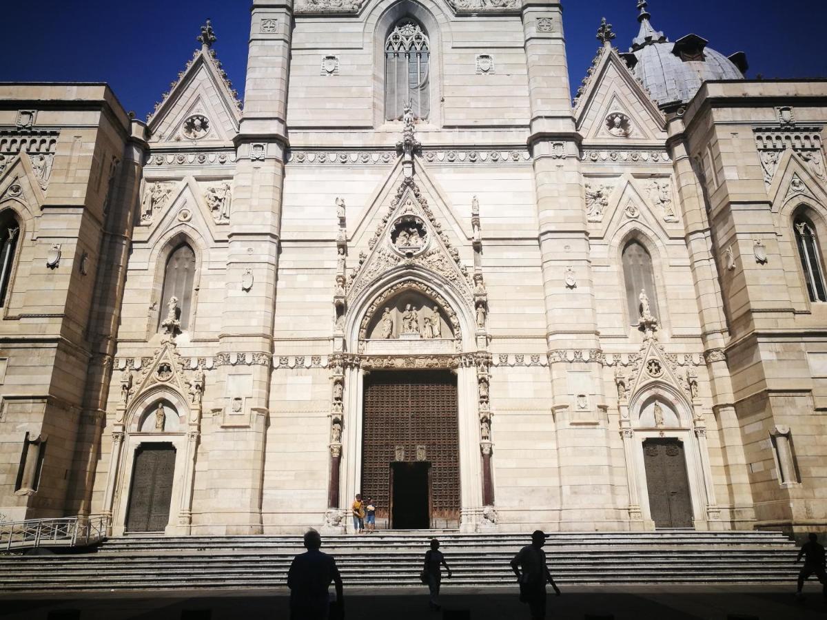 Duetto Al Duomo Hotel Наполи Екстериор снимка