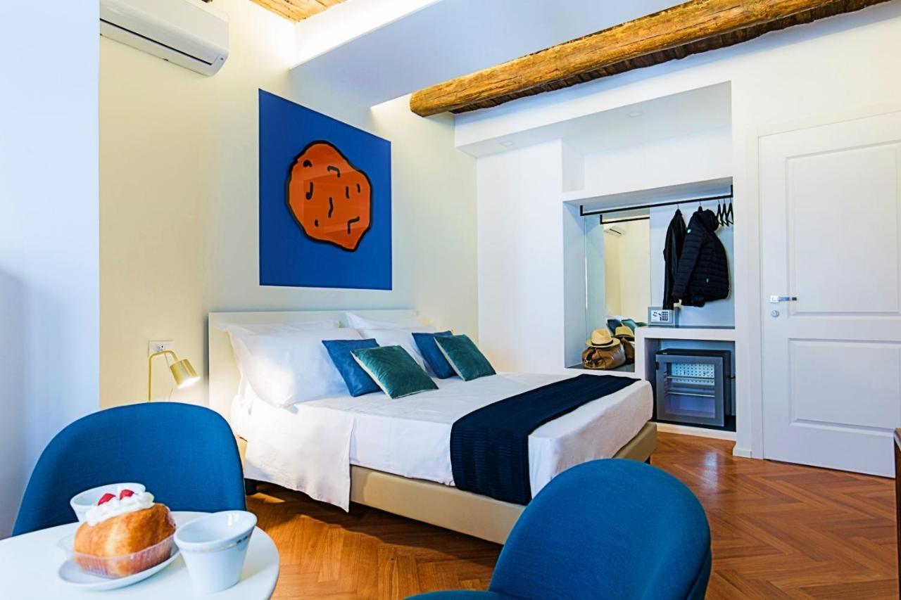 Duetto Al Duomo Hotel Наполи Екстериор снимка